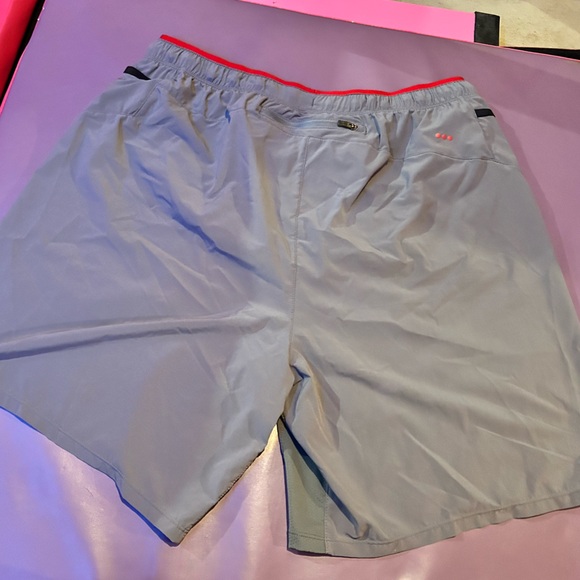 Saucony Gray Athletic Shorts - Picture 6 of 13